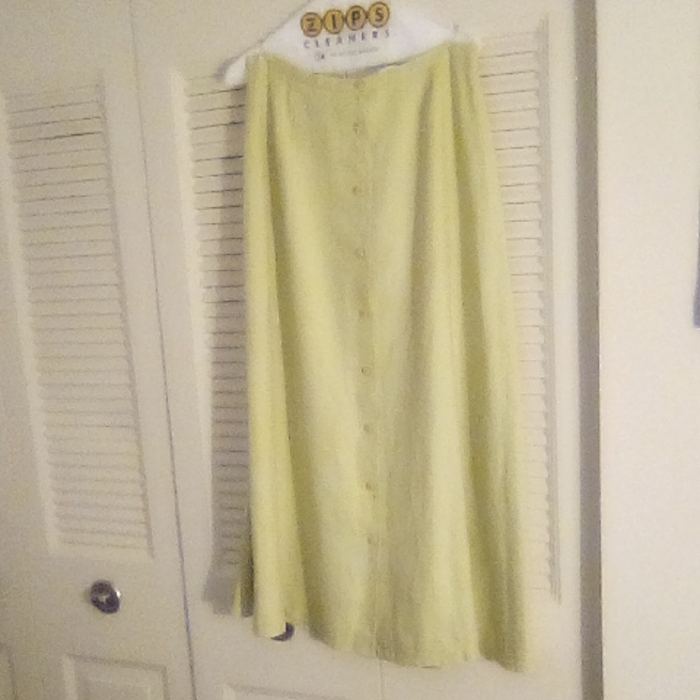 Elegant Yellow Skirt